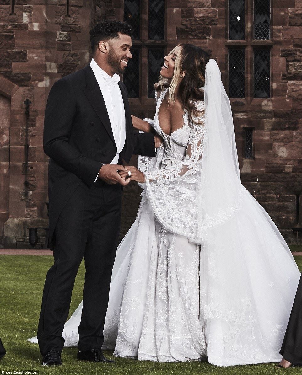 Casament de Ciaro russell wilson roberto cavalli