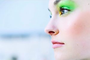 Sfilata di moda di Georges Chakra di maquillaje per l'ochji