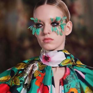 Maquillage au défilé Valentino à Paris