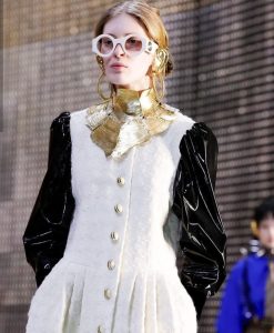 Kojakoja hafahafa amin'ny lamaody Gucci nandritra ny Milan Fashion Week