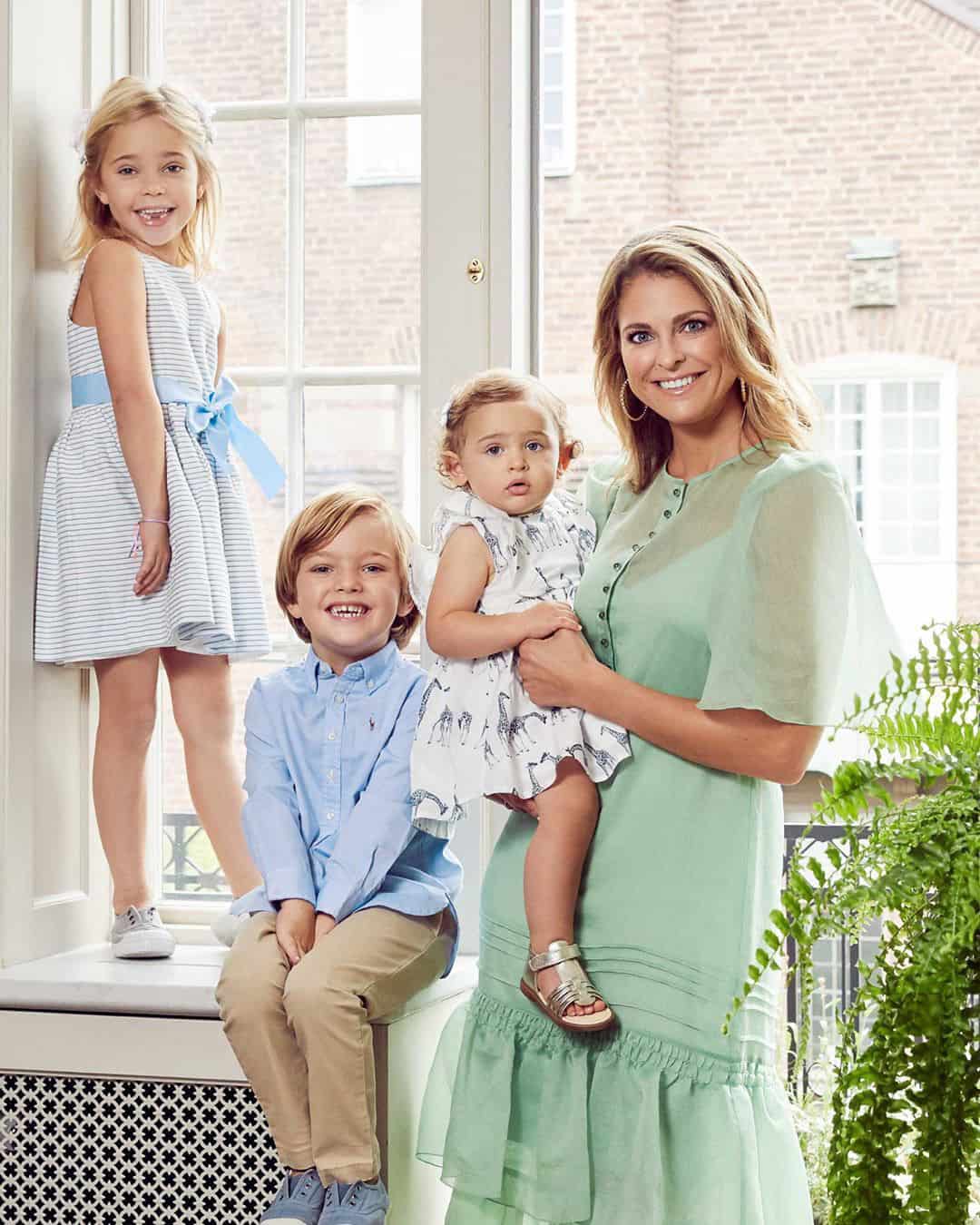 Prinses Madeleine met haar man en kinderen