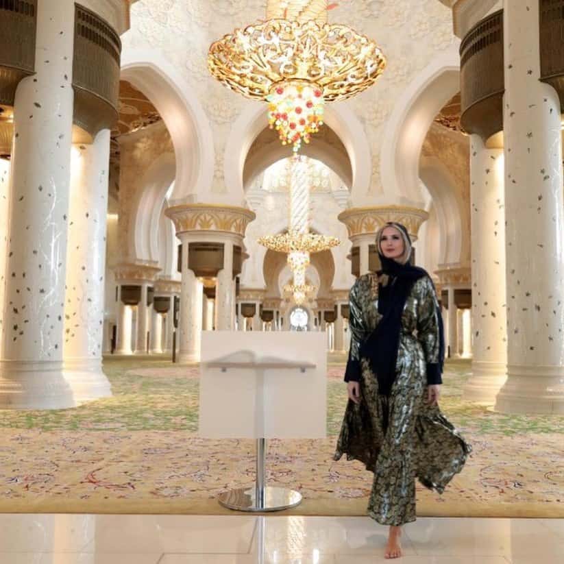 Ivanka Trump abaya degli Emirati Arabi Uniti