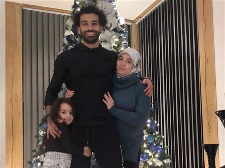 محمد صلاح وعائلته 