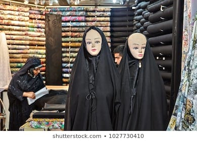 Iran txwv tsis pub mannequins los ntawm kev ua tsis ncaj ncees thiab tsis ncaj ncees