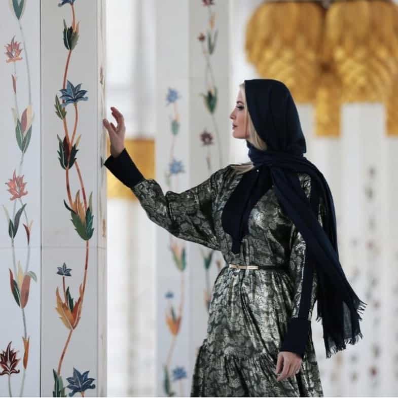 Ivanka Trump abaya degli Emirati Arabi Uniti