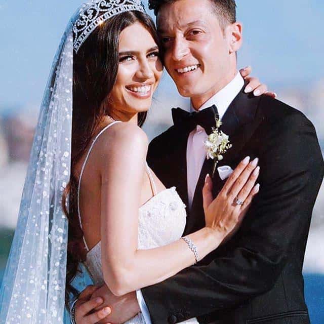 Mesut Özil avioliitto