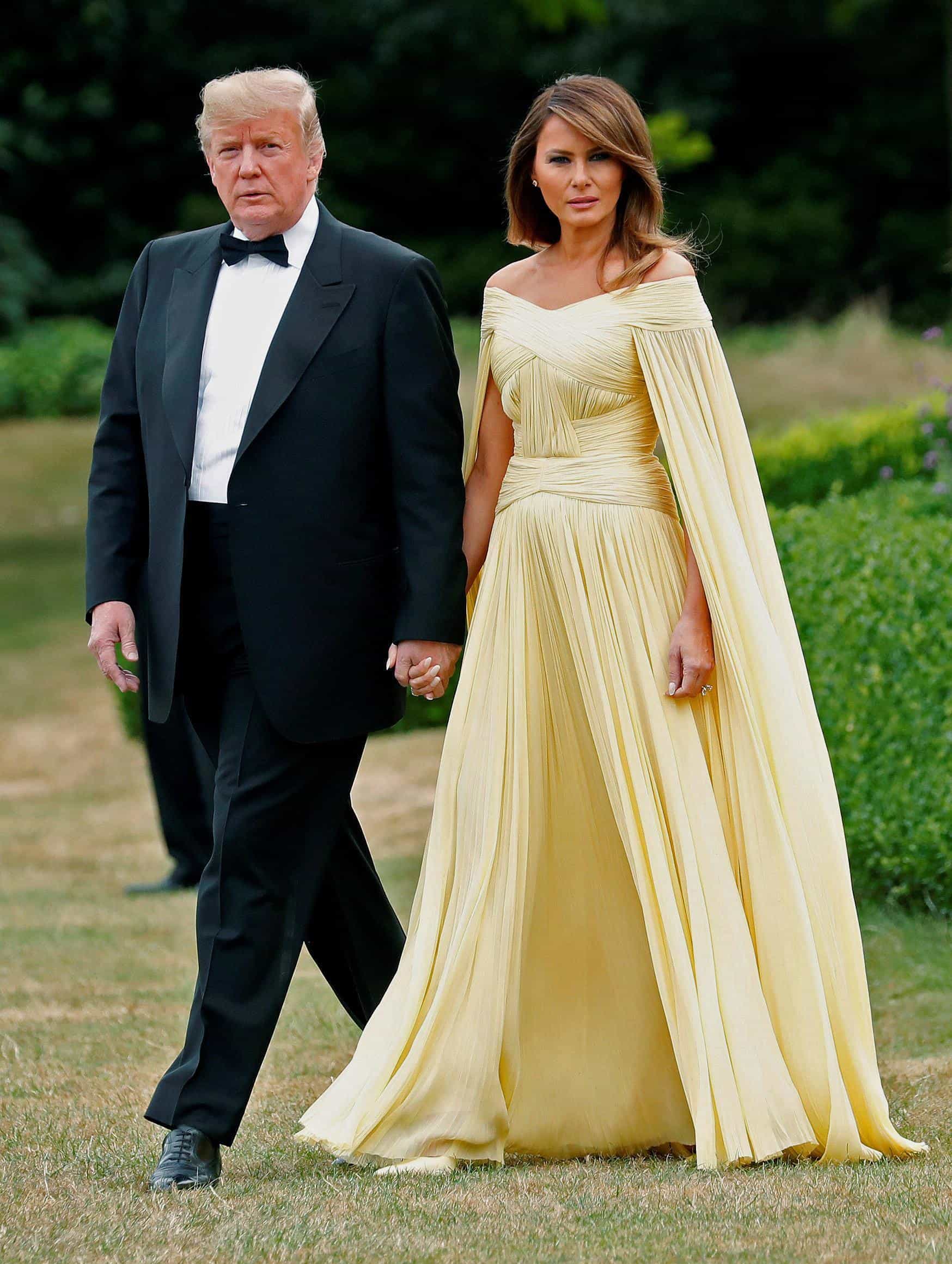 Melania Trump veste l'aspettu