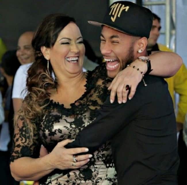 Neymar se ma-skandale
