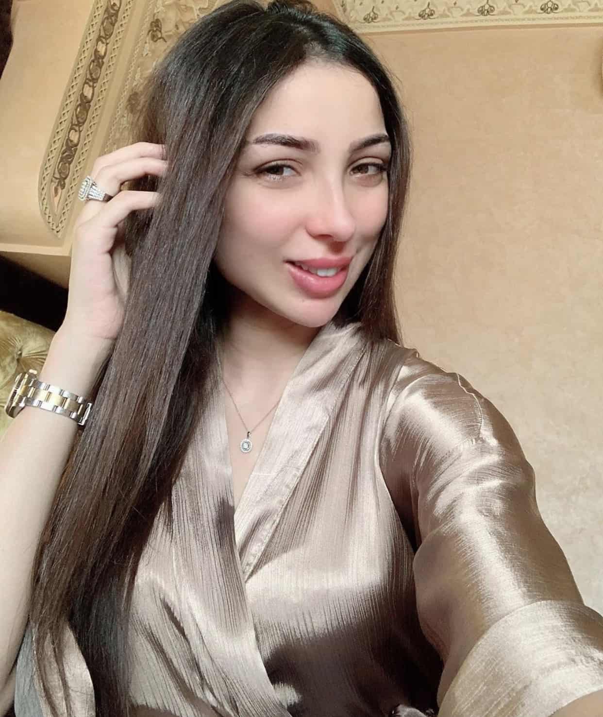 Donia Butma حامله آهي