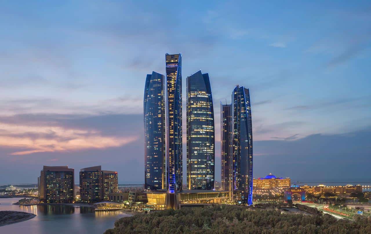 Etihad Towers კონრად