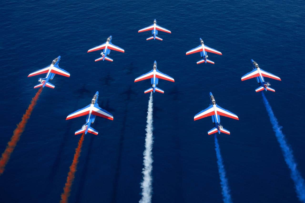 بل و راس شریک رسمی جدید PATROUILLE DE FRANCE می شود