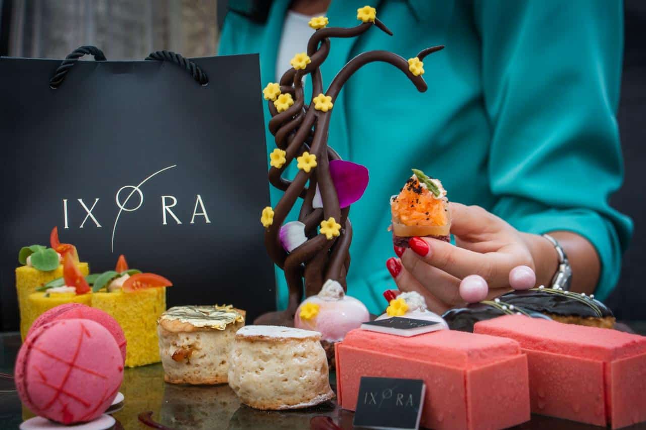 Exora își lansează experiența unică în colaborare cu Shangri-La Hotel Dubai: plăcerea „ceaiului de după-amiază”