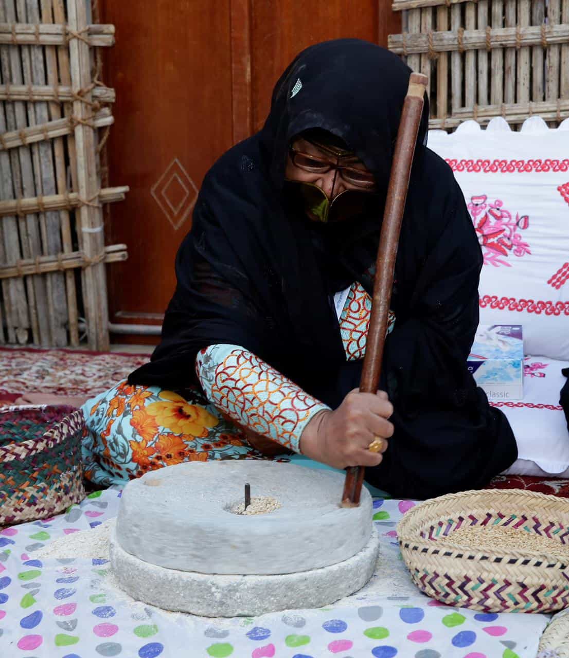 Ememme "Dubai na Ihe Nketa Anyị Dị Ndụ" na-eme nke ọma n'ime ka ìhè na ihe nketa Emirati na ụkpụrụ ya bara ụba.