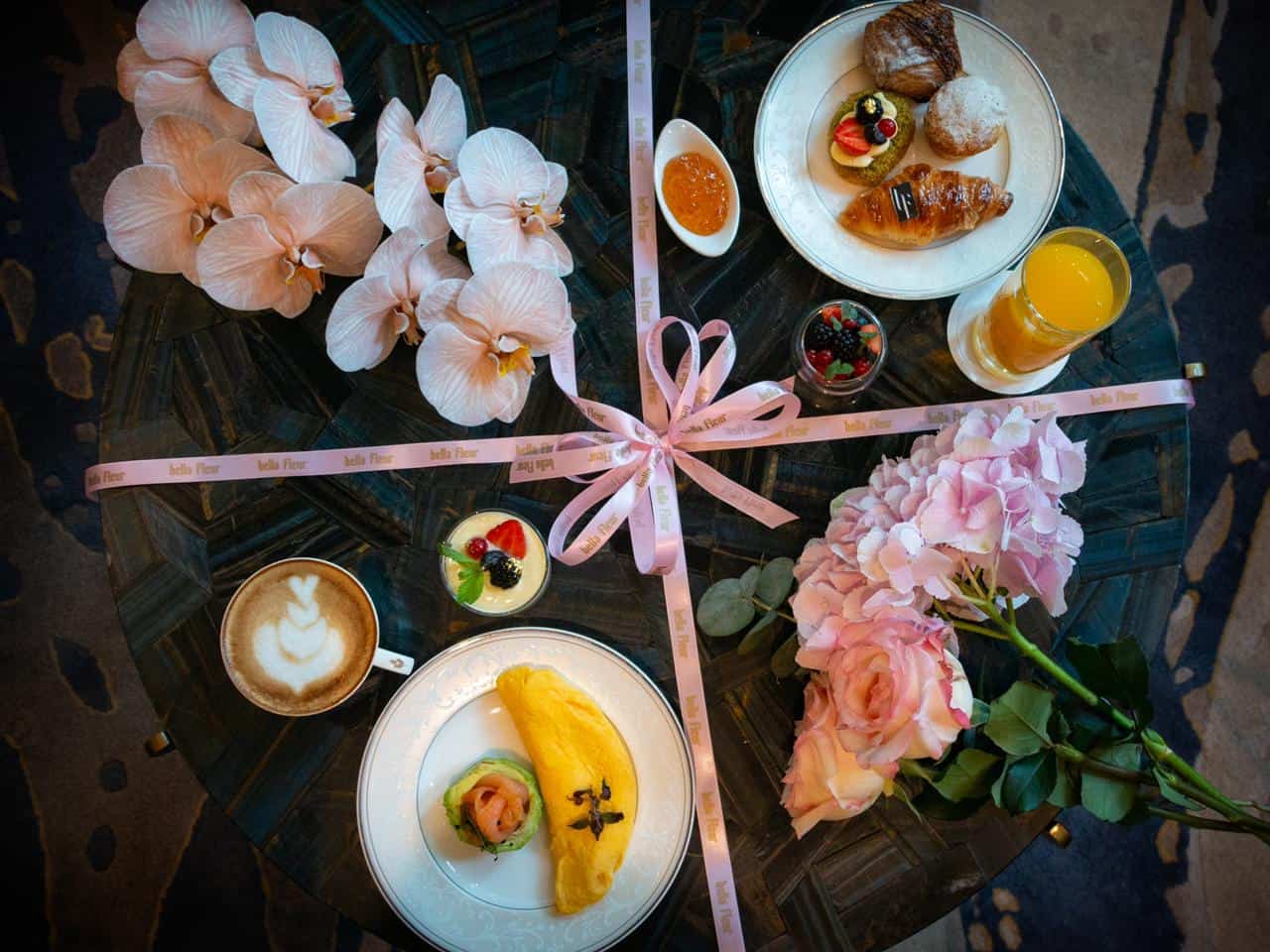 Doručak s cvijećem i ukusna zabava u hotelu Shangri-La, Dubai