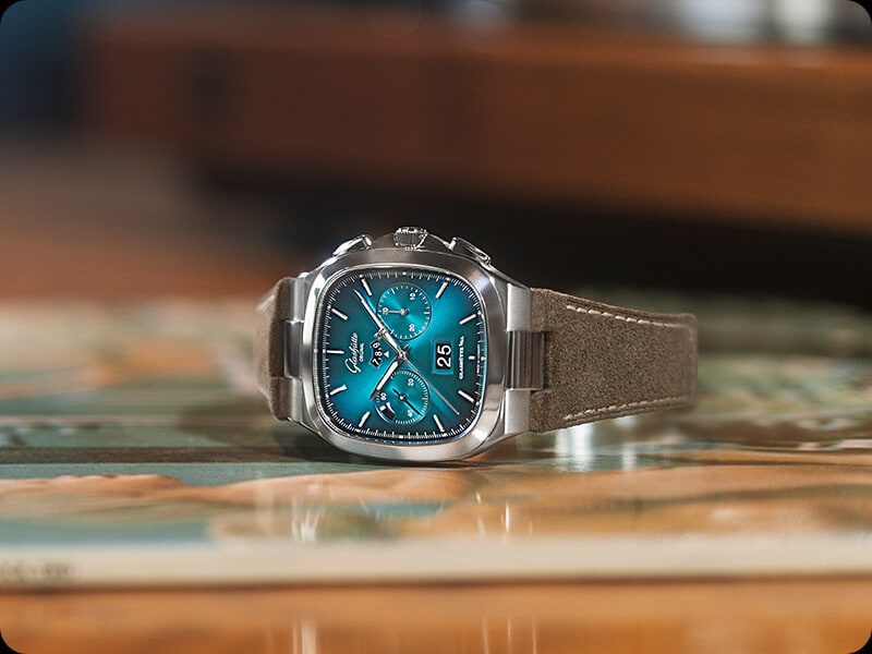 Saba'in sun dawo! Samfuran chronograph guda biyu a cikin launuka masu ƙarfi a cikin ƙayyadadden bugu