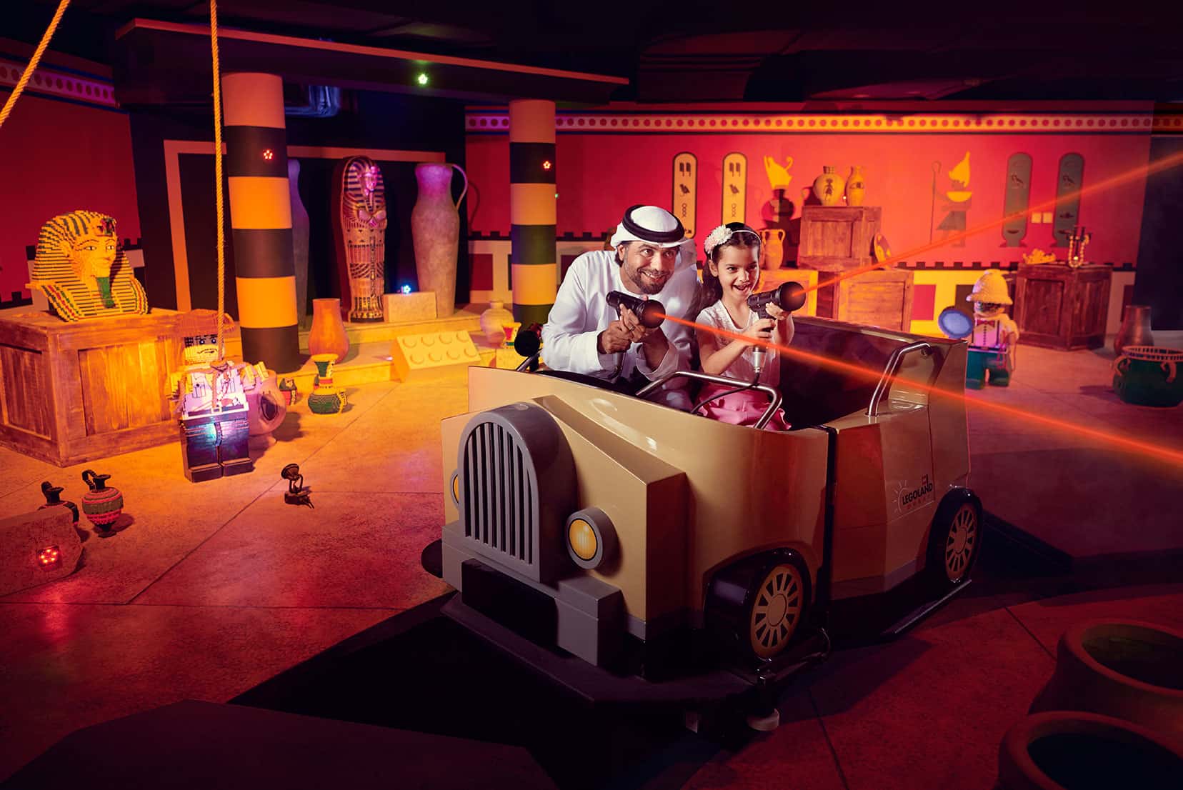 迪拜的室內目的地提供充滿樂趣、互動活動和娛樂的氛圍，讓孩子們感到愉悅