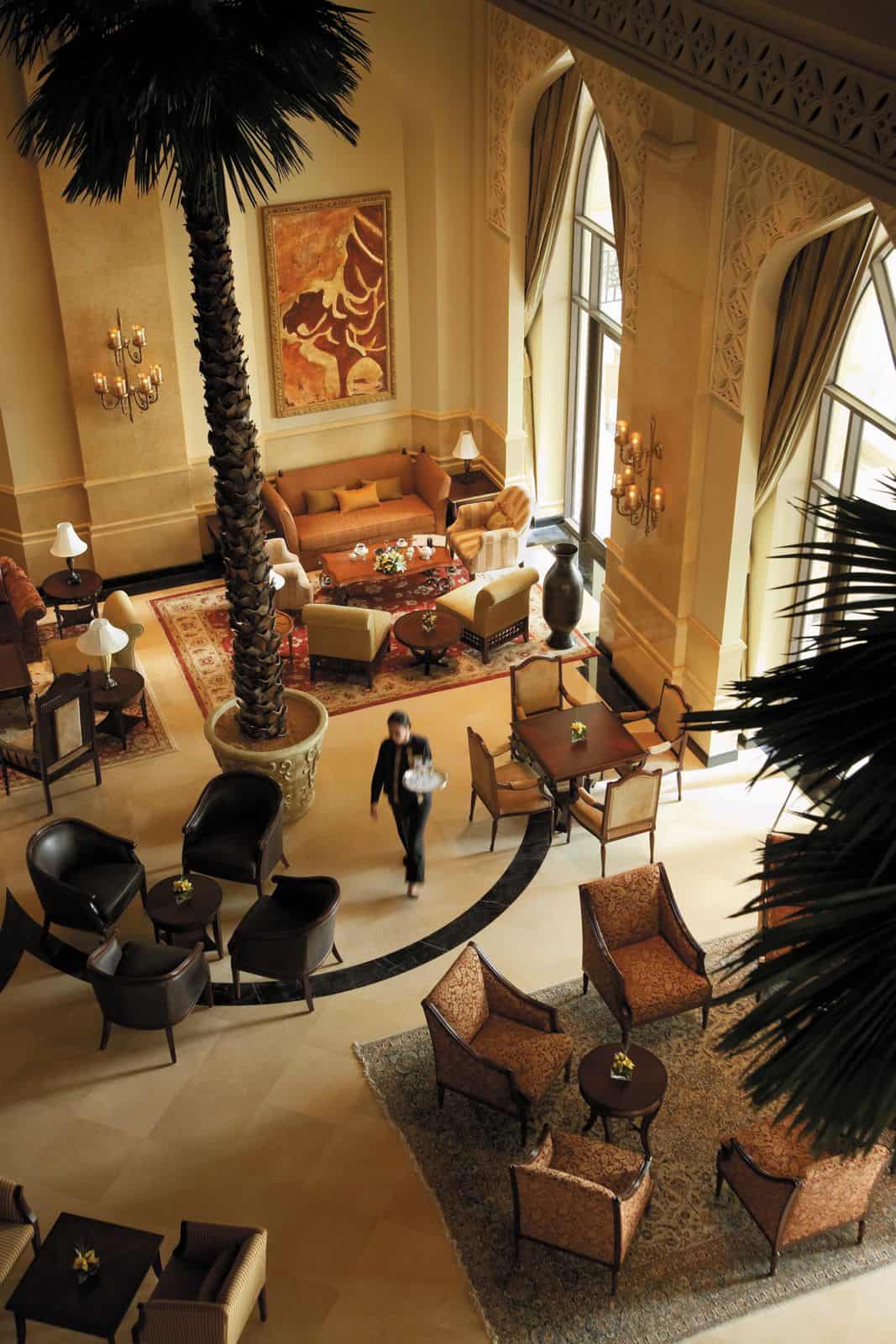 Shangri-La Hotel Abu Dhabi lanĉas limigitan eldonon Afternoon Tea Experience en kunlaboro kun Exora
