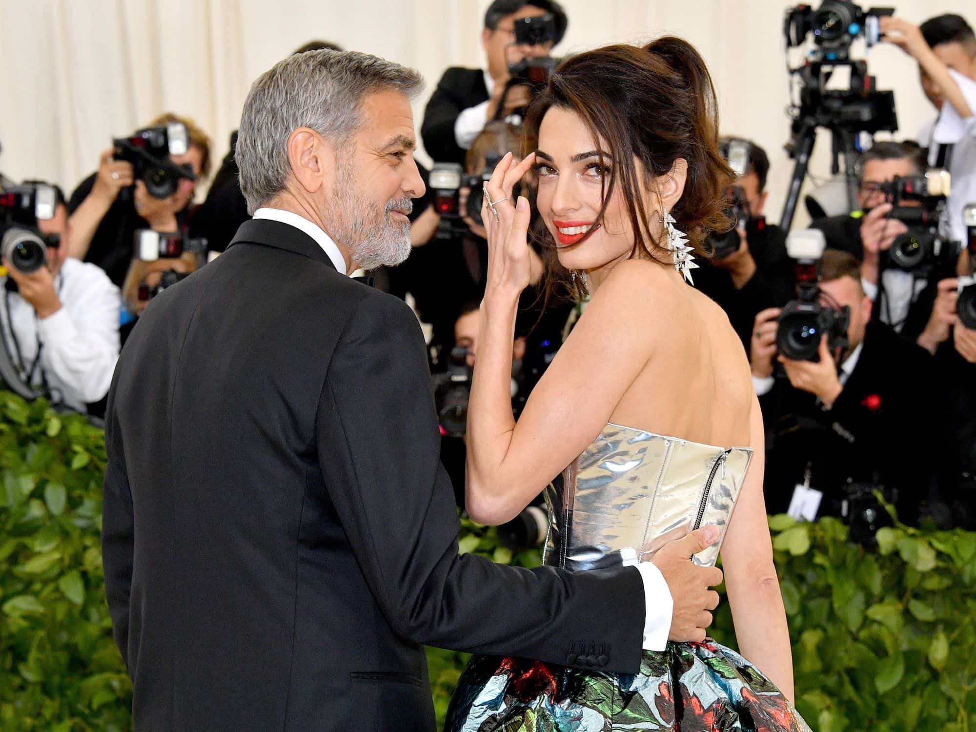 Amal Clooney Seòras Clooney