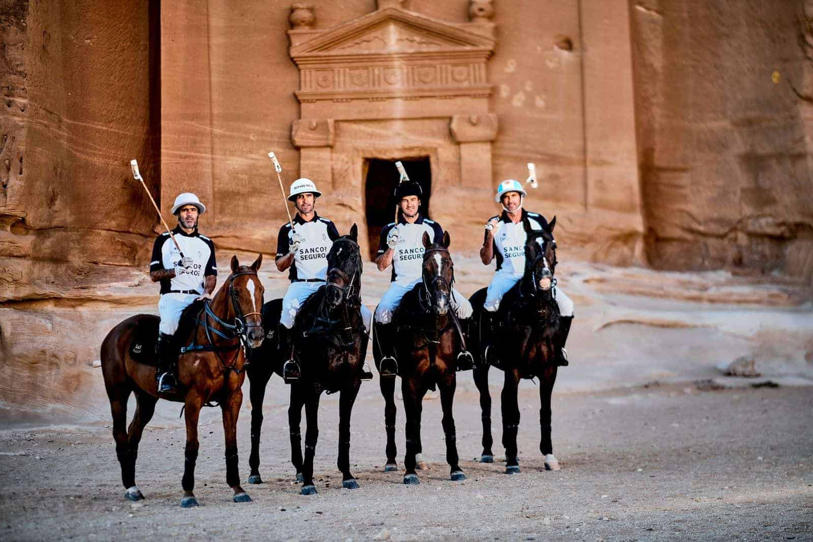 AlUla stellt eng eenzegaarteg Partnerschaft mat der argentinescher Polo Team La Dolphina