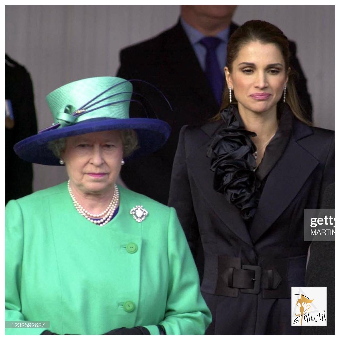 الملكة رانيا والملكة إليزابيث عام 2021
