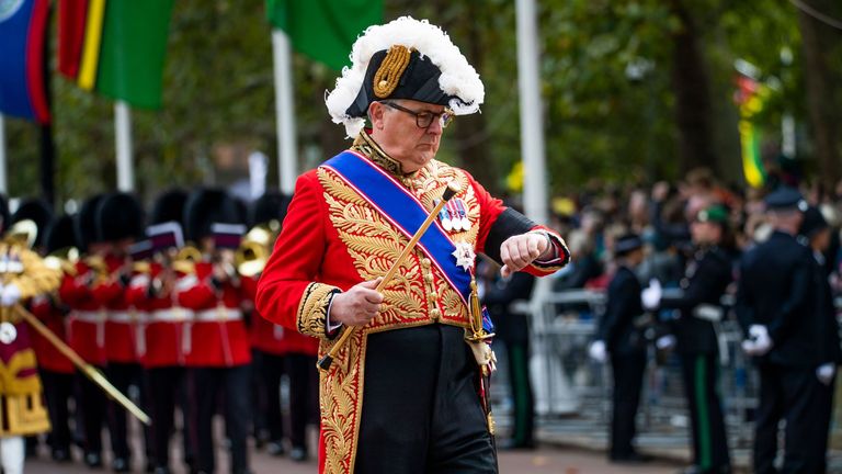 Flair nga nag-organisar sa lubong ni Queen Elizabeth