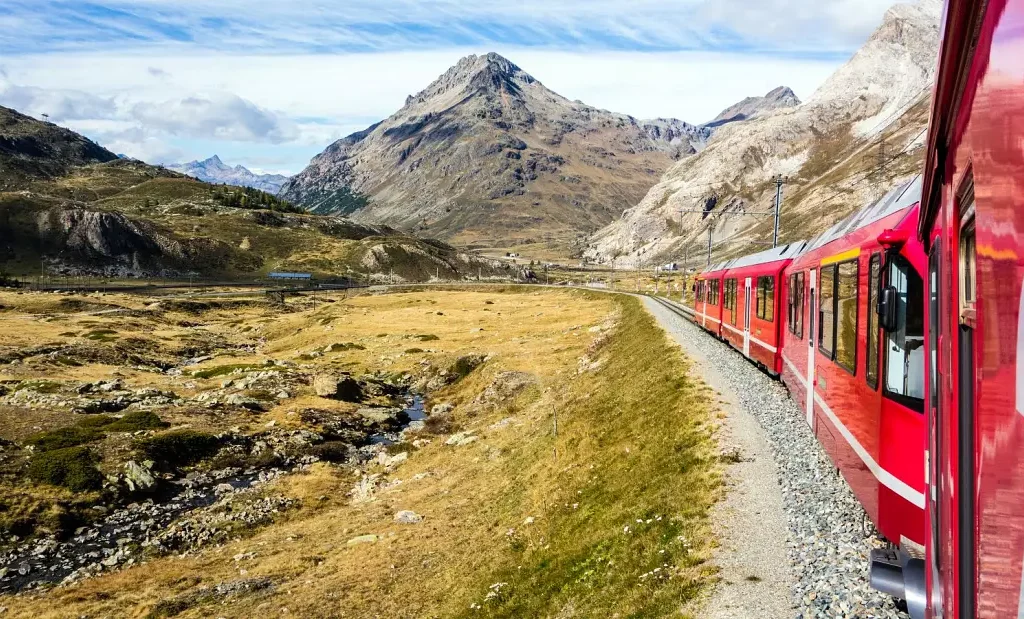 L-itwal ferrovija fid-dinja tinsab fl-Isvizzera