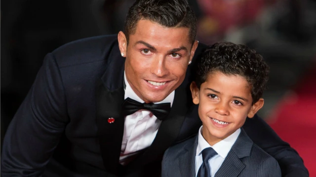 Ronaldo cu fiul său Junior