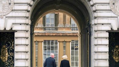 Re Carlo si trasferirà a Buckingham Palace?