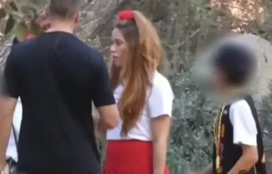 Shakira cu copiii ei de Halloween