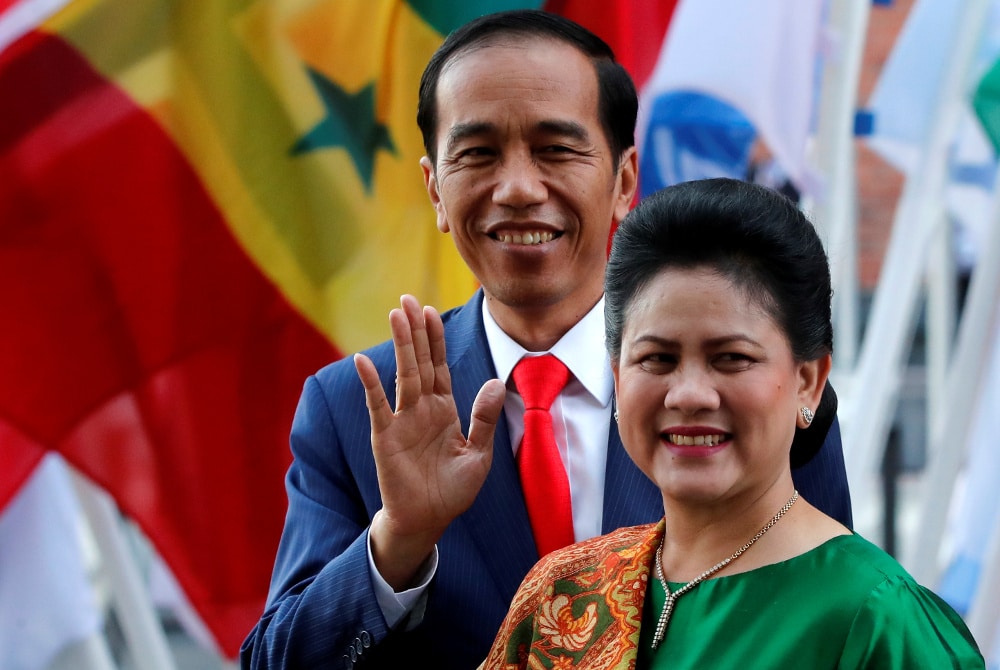 Indonesiako presidentea eta bere emaztea