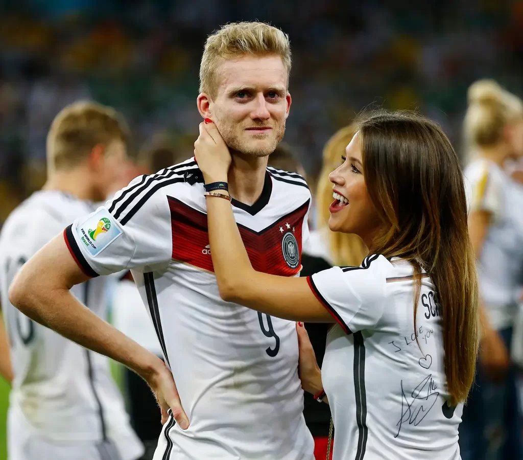 जर्मनी के खिलाड़ियों की पत्नियां