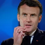 Macron slap