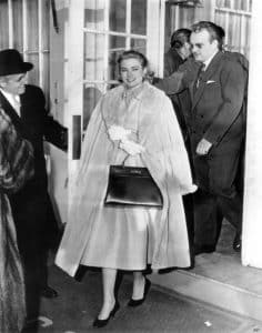 D'Prinzessin Grace Kelly dréit eng Hermes-Täsch