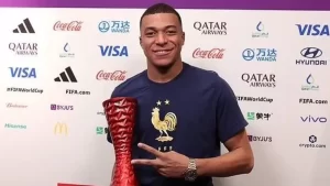 FIFA menghukum Kylian Mbappe