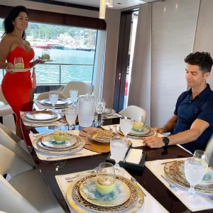 Cristiano Ronaldo está à procura de um cozinheiro