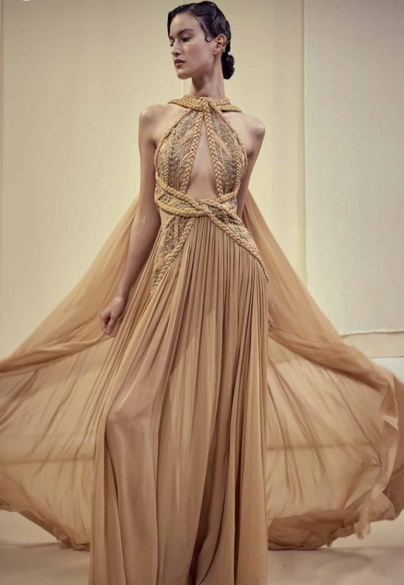 Elie Saab anotangisa muunganidzwa wake mutsva