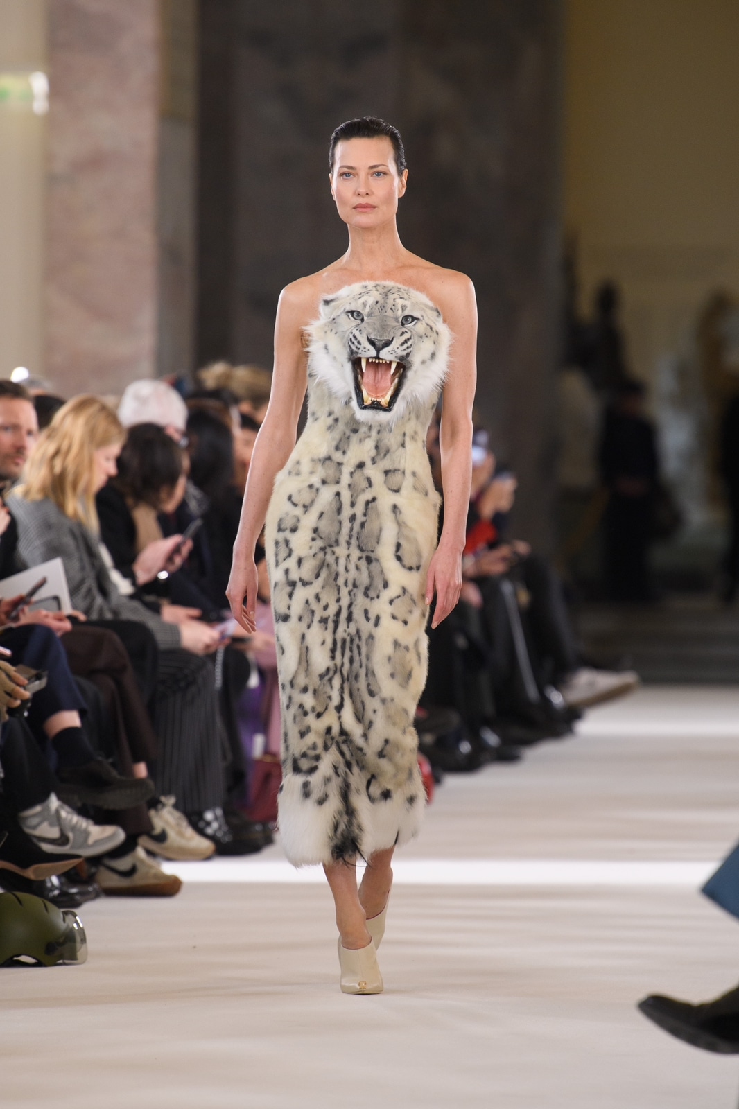 Schiaparelli dan koleksi Haute Couture 2023