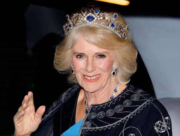 Queen Camilla bu oria Corona