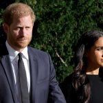 Meghan e Harry si aspettano delle scuse dalla famiglia reale