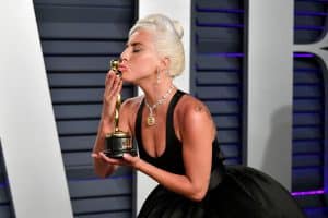 Mga bituin na nanalo ng Oscars nang higit sa isang beses