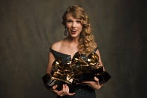 Taylor Swift ten os premios Grammy