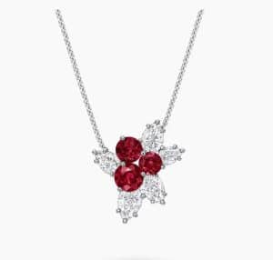 قلادة Berry Cluster Ruby and Diamond من هاري وينستون Harry Winston