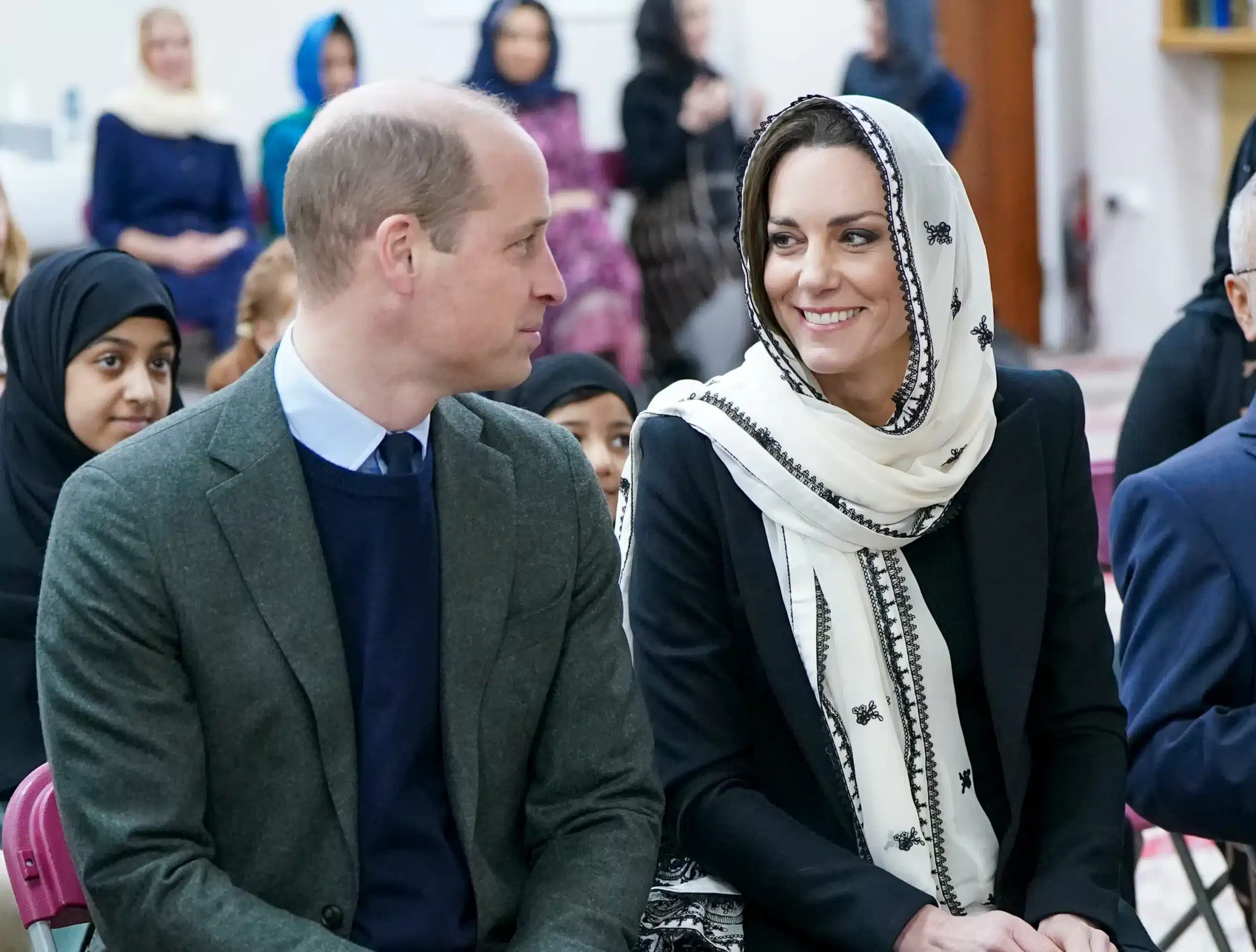 Kate Middleton thiab Tub Vaj Ntxwv William ntawm Islamic Center
