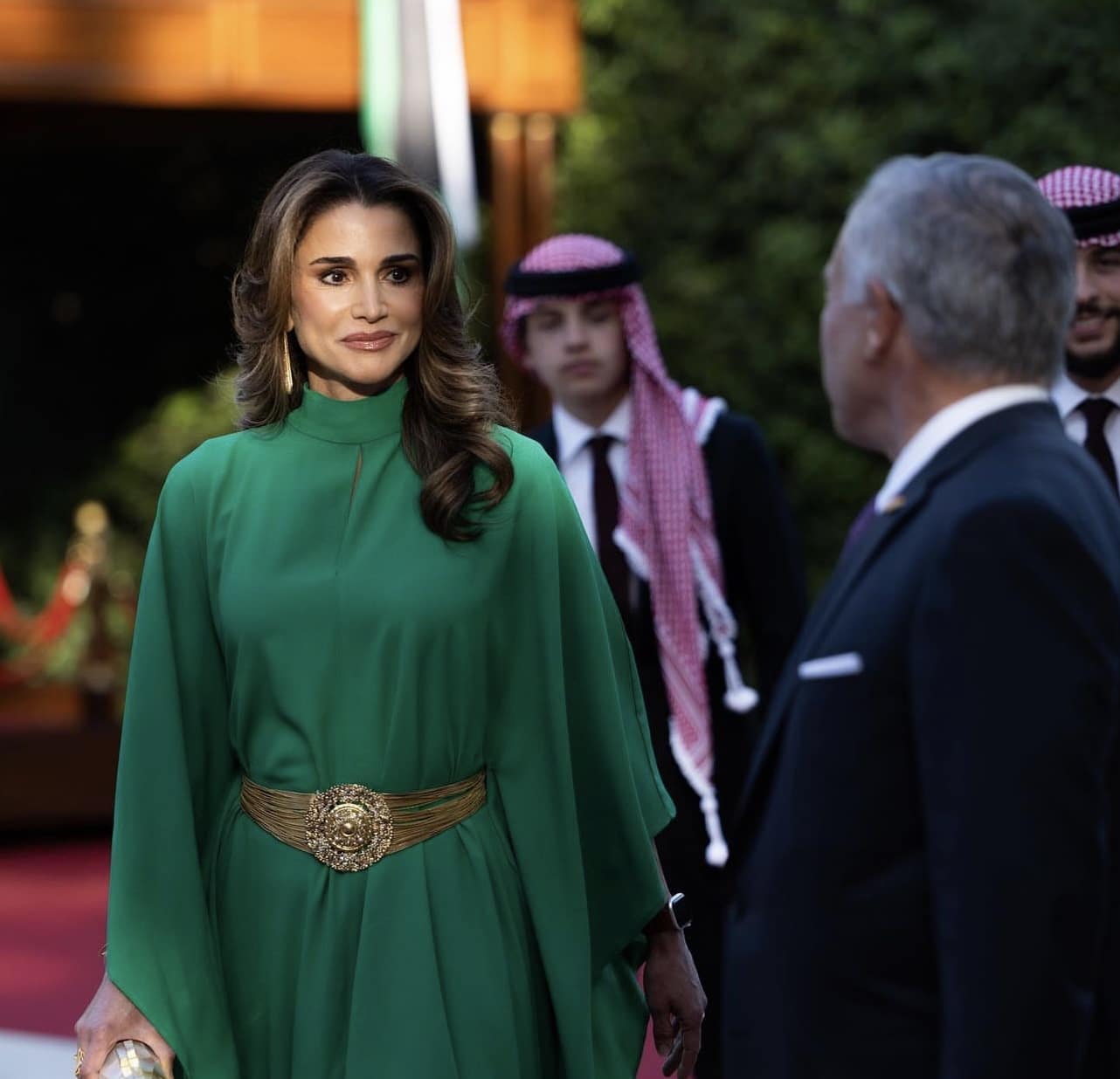 الملكة رانيا وصيحة اللون الواحد