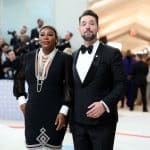 Serena Williams afslører, at hun er gravid med sin partner til Met Gala