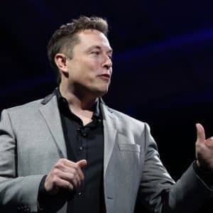 Elon Musk Twitter e tla lefisa basebelisi