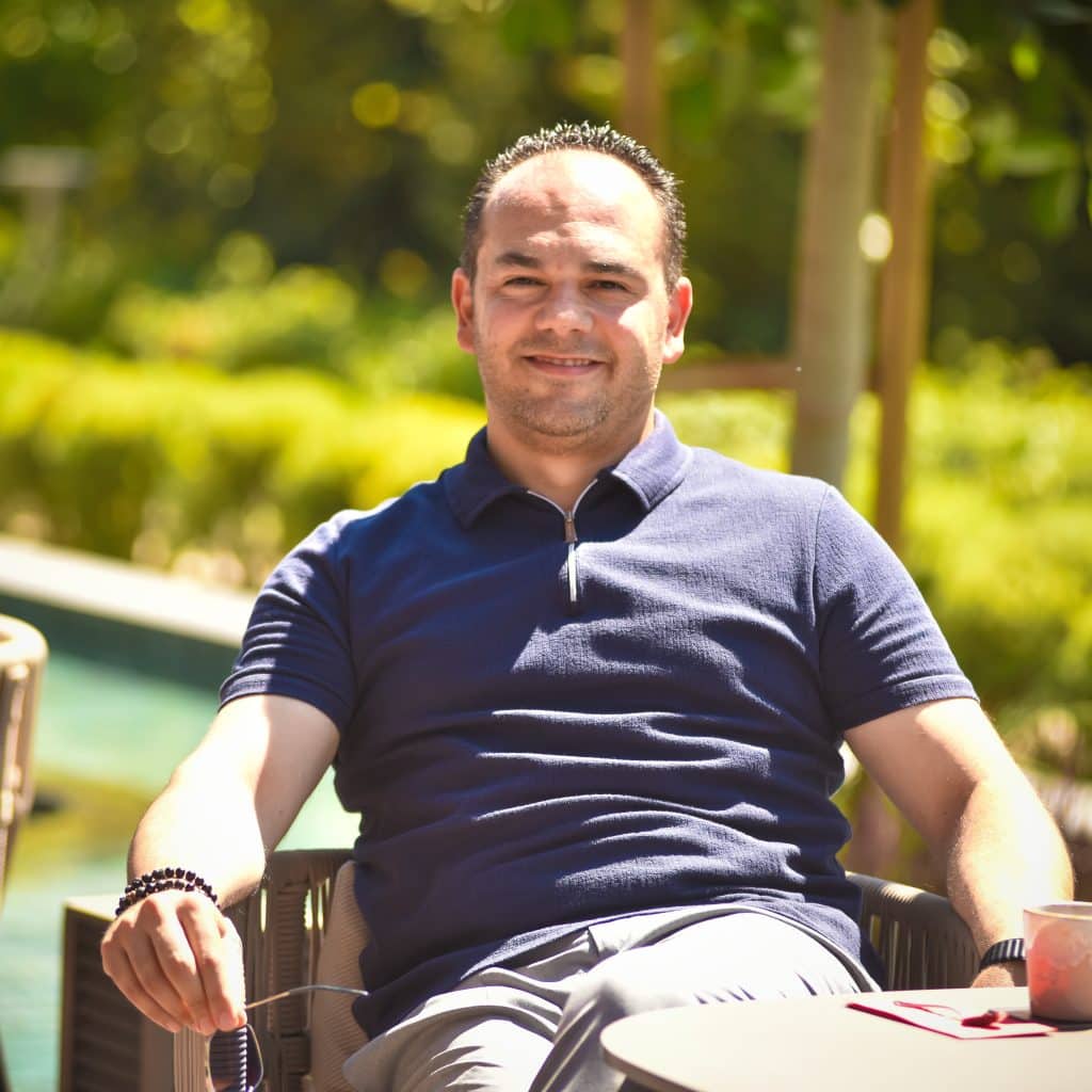 Onur Cankaya, vice-gerente geral da BAYOU Villas