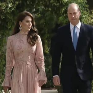 D'Prinzessin Kate Middleton an hire Mann, de Prënz William, vun der Hochzäit vum Prënz Hussein